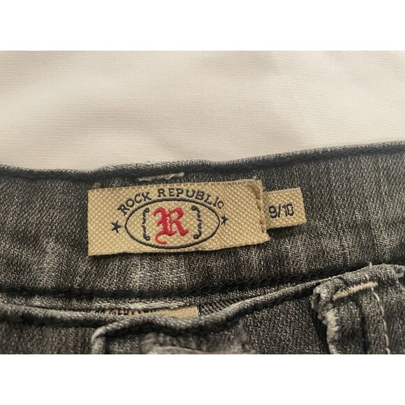 Rock & Republic Jean Shorts Juniors 9/10 Black Distressed Mid Rise 5” - Picture 7 of 11